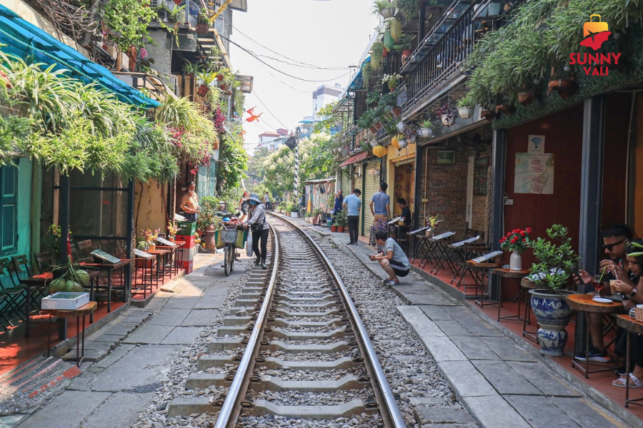 phố bích họa phùng hưng 5